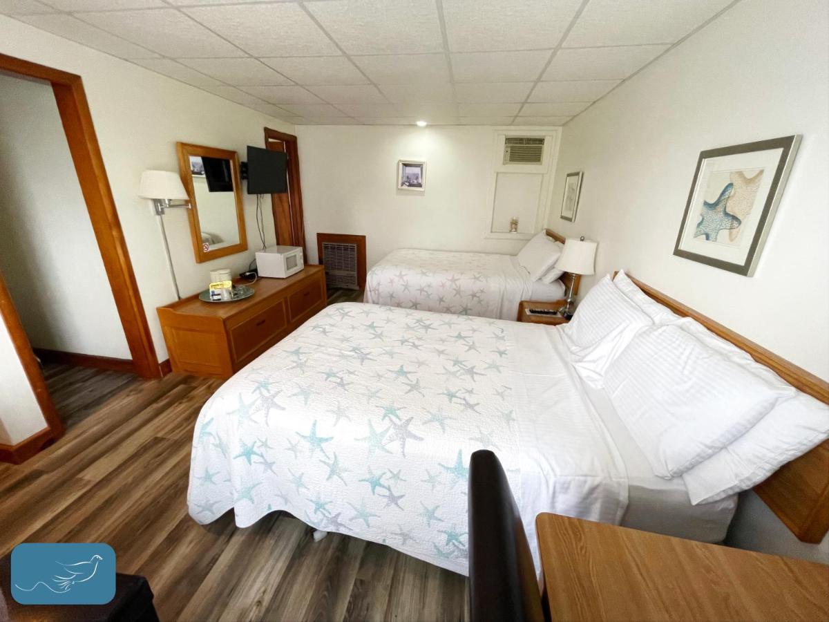 Skaneateles Inn On 20 オーバーン エクステリア 写真